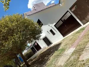 Dúplex frente al río en Playas de Oro - Villa Independencia