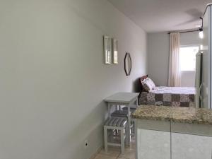 Joneson aluga QUITINETE próximo a Praia do Forte até 4 pessoas