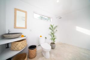 Phòng Giường Đôi Có Ban Công (Double Room with Balcony)