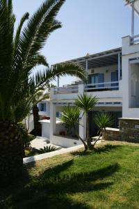 Porto Raphael Residences & Suites Tinos Greece