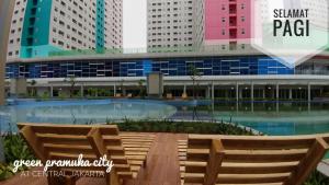Apartemen Studio Mewah Daily Rent Green Pramuka City Jakarta