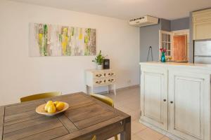 Appartements Mare appart avec jardin et bbq vue mer et montagne plage et port a 2 pas : photos des chambres