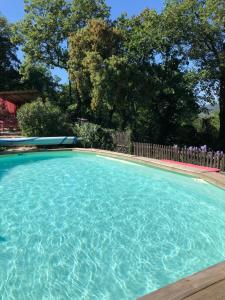 Appartements La bastide de Mauragne - Gite les Iris : photos des chambres