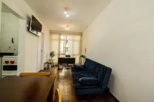 Apartamento aconchegante com estacionamento na 25 de março - Liberdade