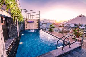 Laurel Danang Apartment