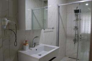 Single Room room in Golden Apple Hotel