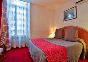 Hotels Hotel restaurant Oasis : photos des chambres