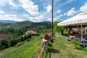 Sea View Apartment with Garden near Opatija