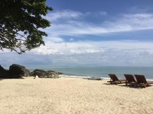 Khanom Hill Resort
