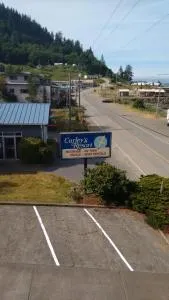 Curley's Resort & Dive Center - Beaver