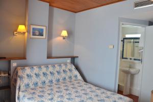 Hotels Hotel Colombet : Chambre Lits Jumeaux Spacieuse