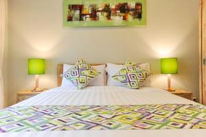 Family three bed room neil villa private pool