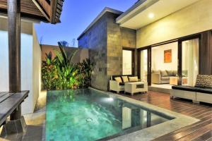 Family three bed room neil villa private pool
