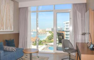 Deluxe Double Room with Balcony and Hotel Private Beach Access room in Royal Central Hotel The Palm