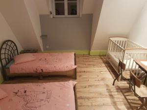 B&B / Chambres d'hotes Le Betrot : Suite Familiale 2 Chambres