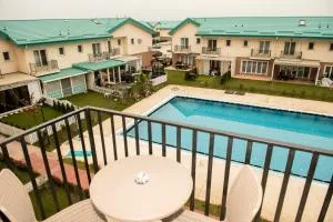 Raphael Apartment North Bucharest Cosmopolis - Dascălu