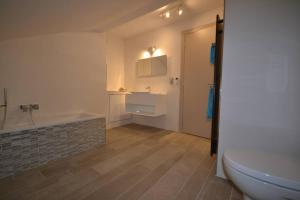 Villas Magnifique Villa avec piscine a debordement a Maussane les Alpilles : photos des chambres