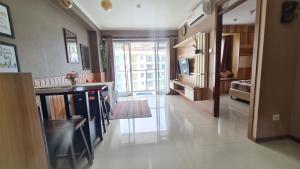 Gateway Pasteur 2 BR tower depan Jade 11 C