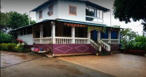 Kokan Safari, Chiveli