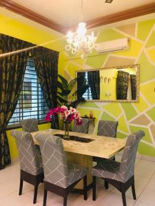 D Wangi Homestay Pasir Gudang at Ecotropic