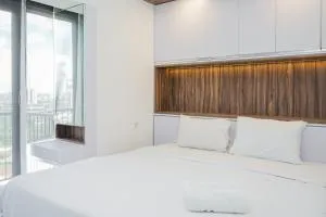 Premium Relaxing 2BR at Casa de Parco Apartment By Travelio - Tjitjentang