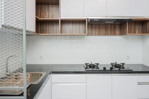 Premium Relaxing 2BR at Casa de Parco Apartment By Travelio