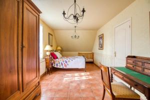 Maison confortable avec piscine à Villentrois-Faverolles 250m²