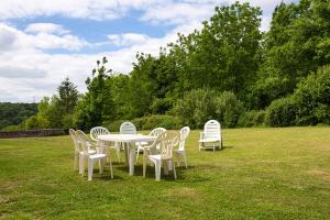 Maisons de vacances Maison de 4 chambres avec jardin amenage et wifi a Monthenault : photos des chambres