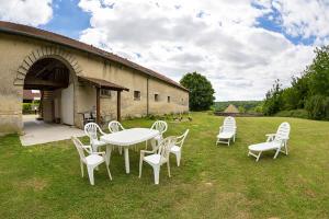 Maisons de vacances Maison de 4 chambres avec jardin amenage et wifi a Monthenault : photos des chambres