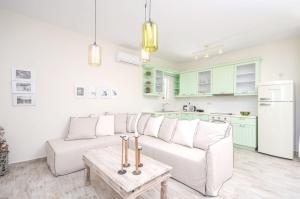 Spacious Villa in Naxos with Sea View