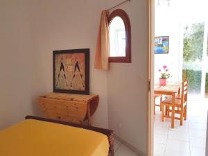 Maisons de vacances Maison charmante a Alata avec vue sur mer et ville : photos des chambres
