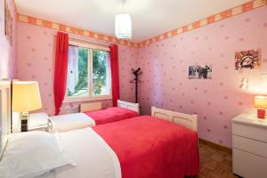 Maisons de vacances Maison de 4 chambres avec jardin clos et wifi a Saint Cyr sur le Rhone : photos des chambres