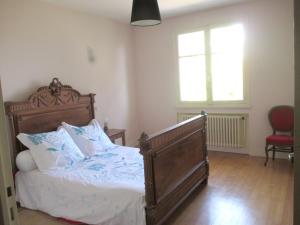 Maisons de vacances Maison de 4 chambres avec jardin clos et wifi a Charnay les Macon : photos des chambres