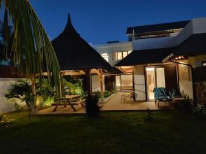 Elegant Villa in Pereybere, Grand Baie + Pool