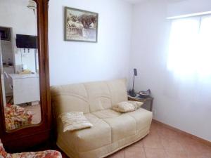 Studio charmant à Pierrefeu-du-Var, 20 m², piscine partagée