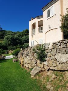 Maison charmante à Propriano avec vue sur la montagne
