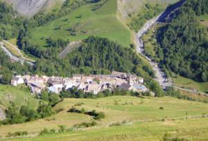 Maisons de vacances Maison de 2 chambres avec balcon amenage et wifi a La Grave a 3 km des pistes : photos des chambres