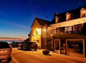 Maison de 3 chambres a Locquirec a 50 m de la plage avec vue sur la mer terrasse amenagee et wifi