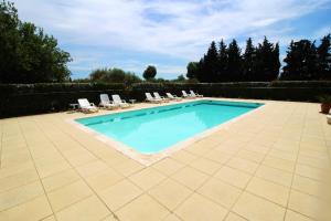 Maisons de vacances Maison de 2 chambres avec piscine partagee jardin clos et wifi a Monteux : photos des chambres