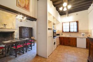 Charmante maison en Camargue avec piscine partagée