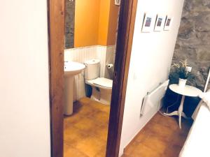 Spacious House in Molinaseca with Mountain View