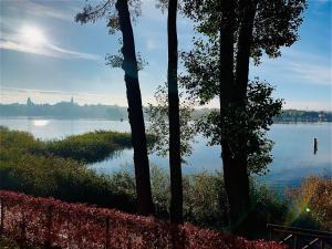 Lake View Ostróda Luxury Apartment