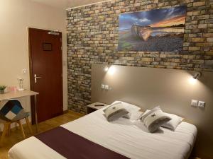 Hotels Hotel de Normandie : Chambre Double