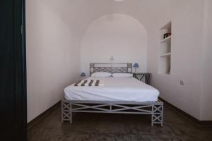 Boreas Stone House Anafi-Island Greece