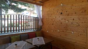 Sineva Guest House