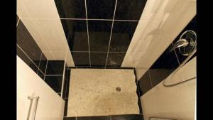 Midnight Cats Apartment in Rynok Square Світло є завжди!