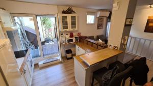 appartement atypique en duplex photo 9