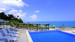 Апартаменти Бяла Клиф на плажа Apartments Byala Cliff First Line