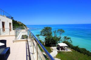 Апартаменти Бяла Клиф на плажа - Apartments Byala Cliff First Line