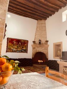 Diakenas Kamariko-Traditional Stone House